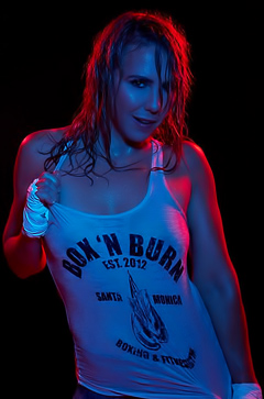 Glamour Wet And Boxing Babe