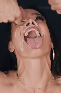 Ivy Ireland Dominates Threesome Pleasures